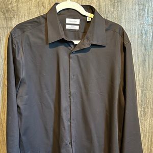 Calvin Klein button down, mens size large in black
